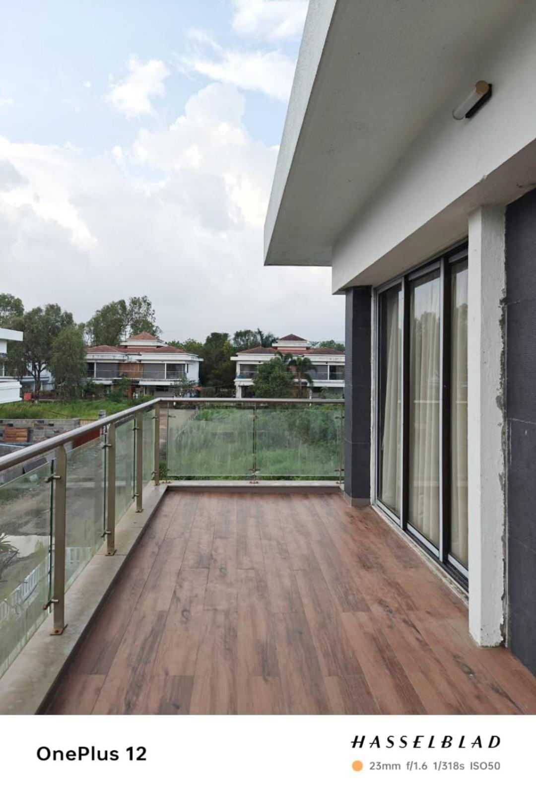 Mizzle Exotica Apartment