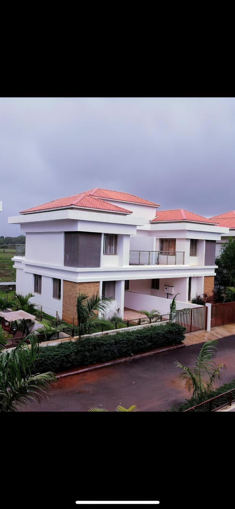Mizzle Exotica Lonavala