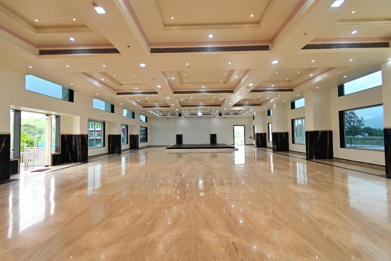 Vedika Garden 3* Lonavala