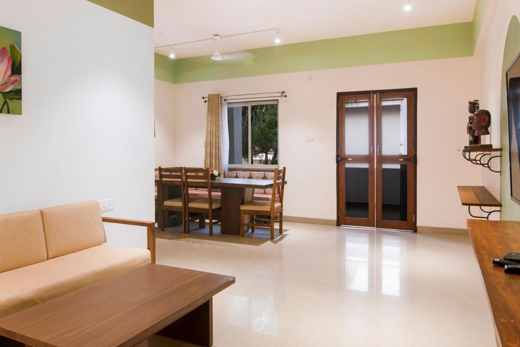 Sterling Stolen Heaven Resort 4*