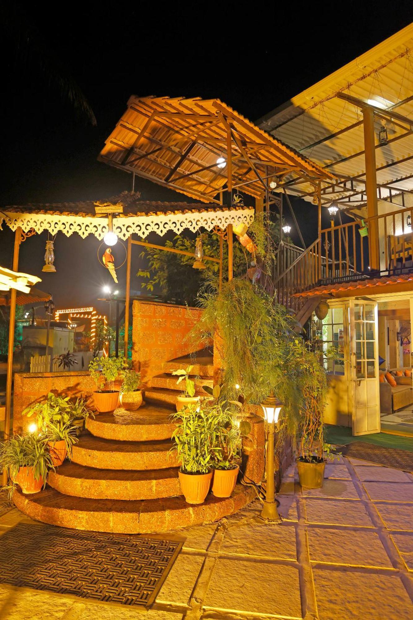 Hot - House Of Travellers, By Mody * Lonavala