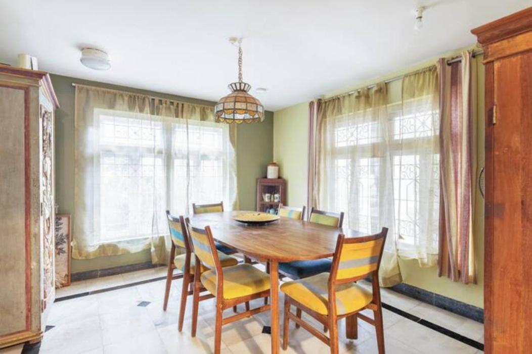 Francis Exclusive 4-bedroom Family Retreat With Pool Villa