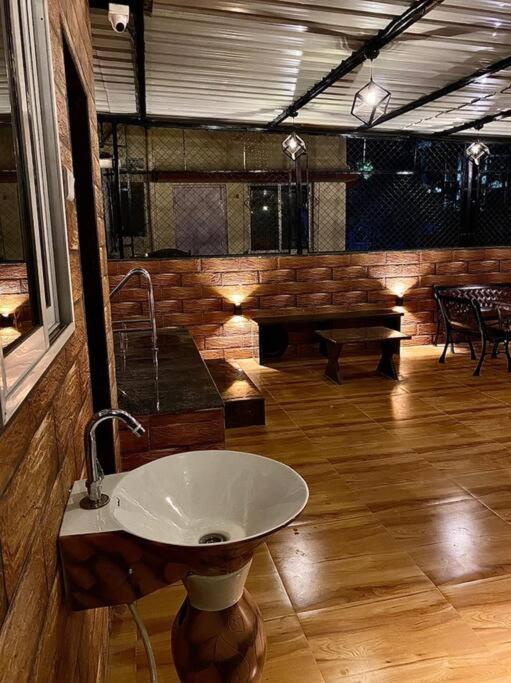 Mount Bungalows-cottage Supreme 2bhk Private Pool Holiday home *