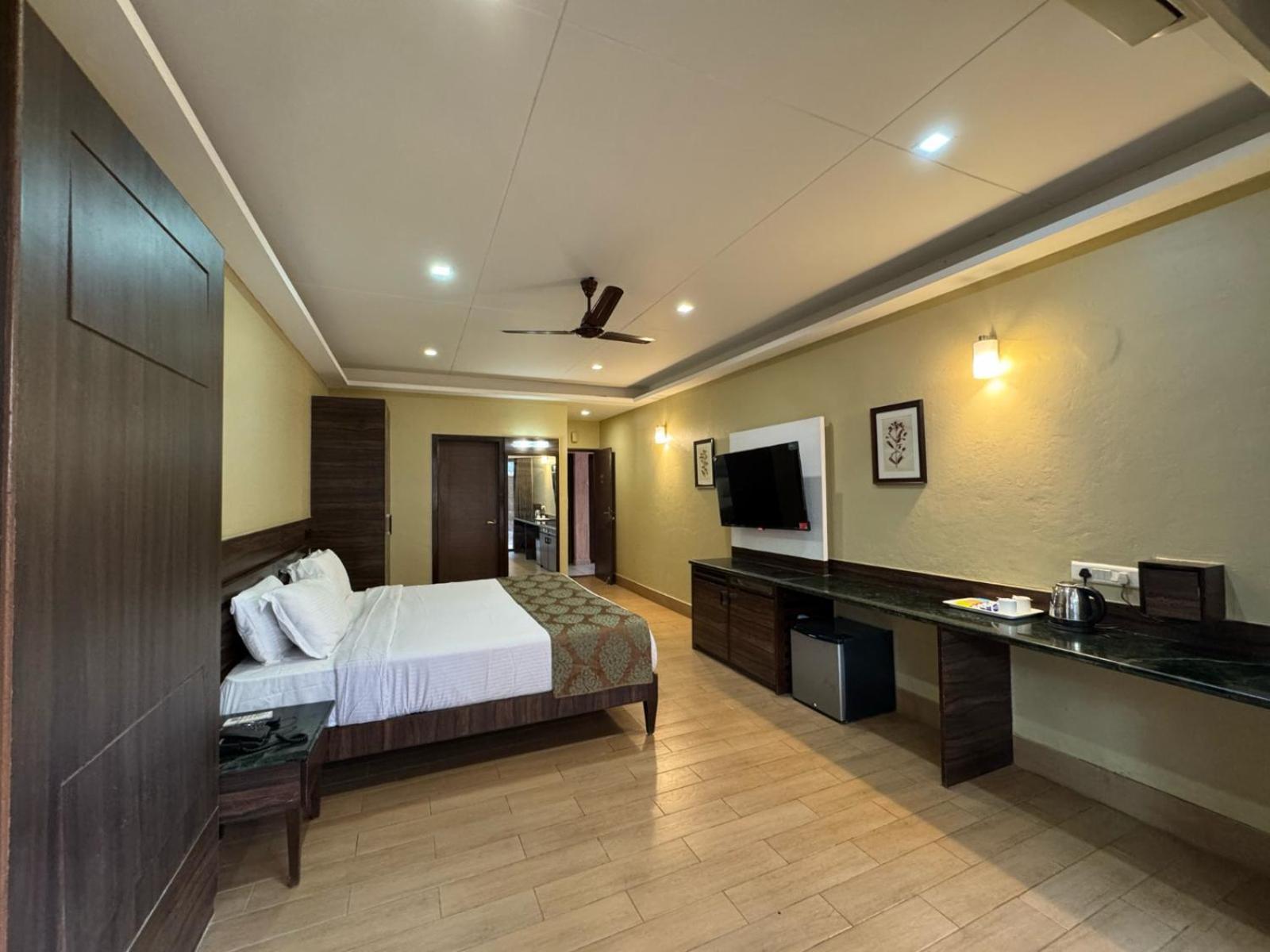 Resort Upper Deck - And Relax At The Highest Peak Lonavala