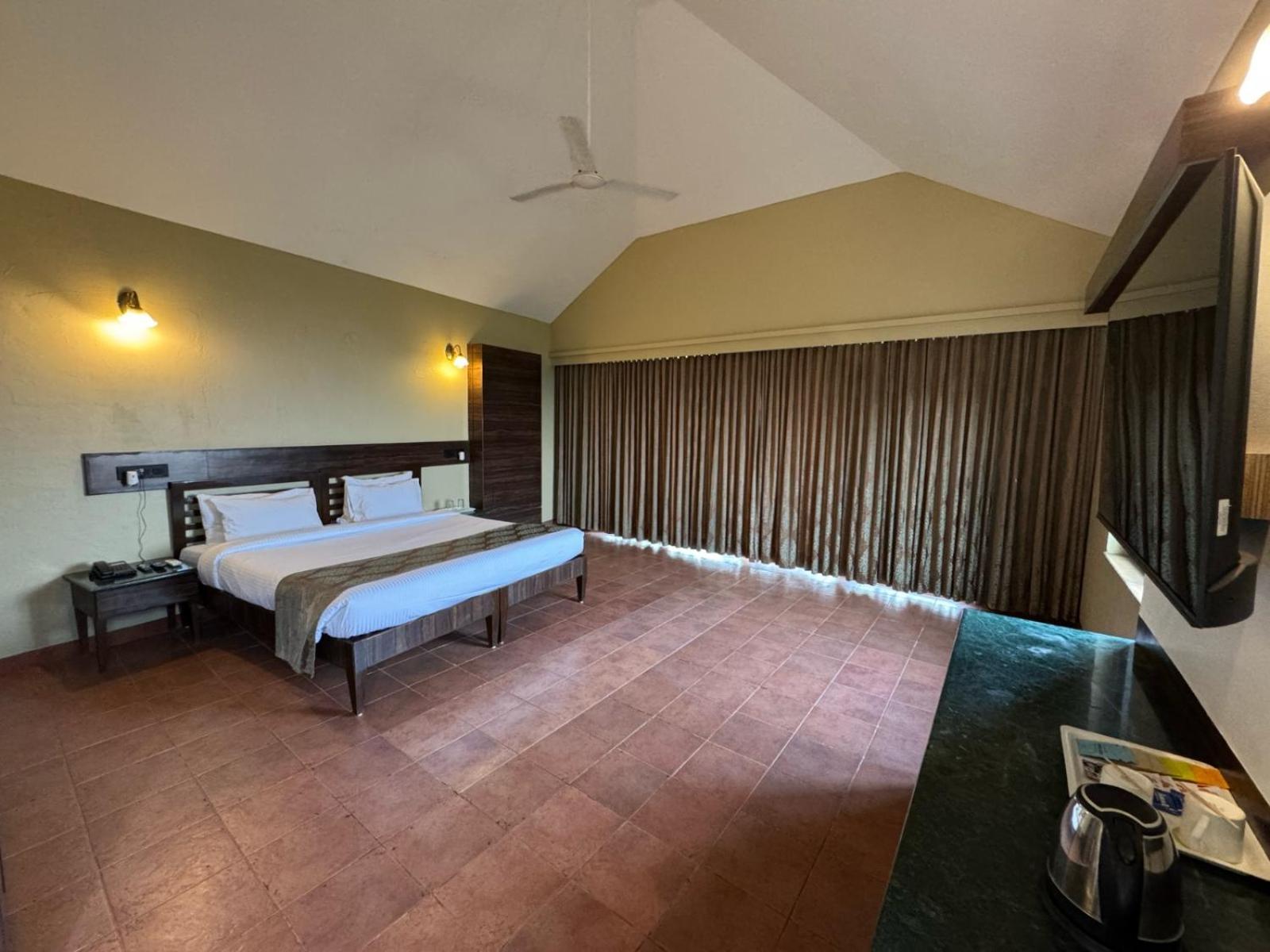 Upper Deck - And Relax At The Highest Peak Resort Lonavala