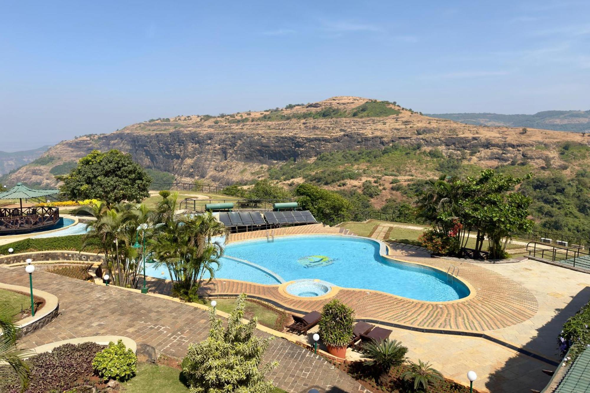 Upper Deck - And Relax At The Highest Peak Resort 4*