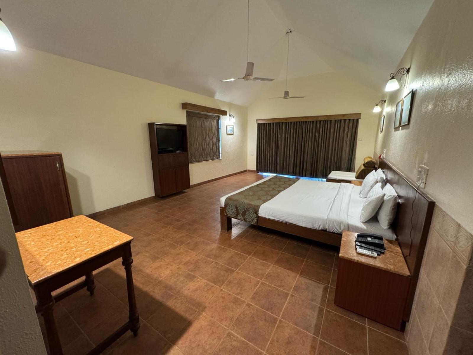 Upper Deck - And Relax At The Highest Peak