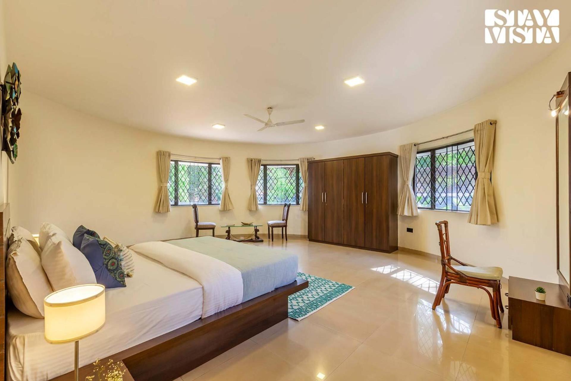 Casa Enchante By Stayvista - Pool, Views, Ping Pong, And A Lush Lawn For A Perfect Retreat Villa