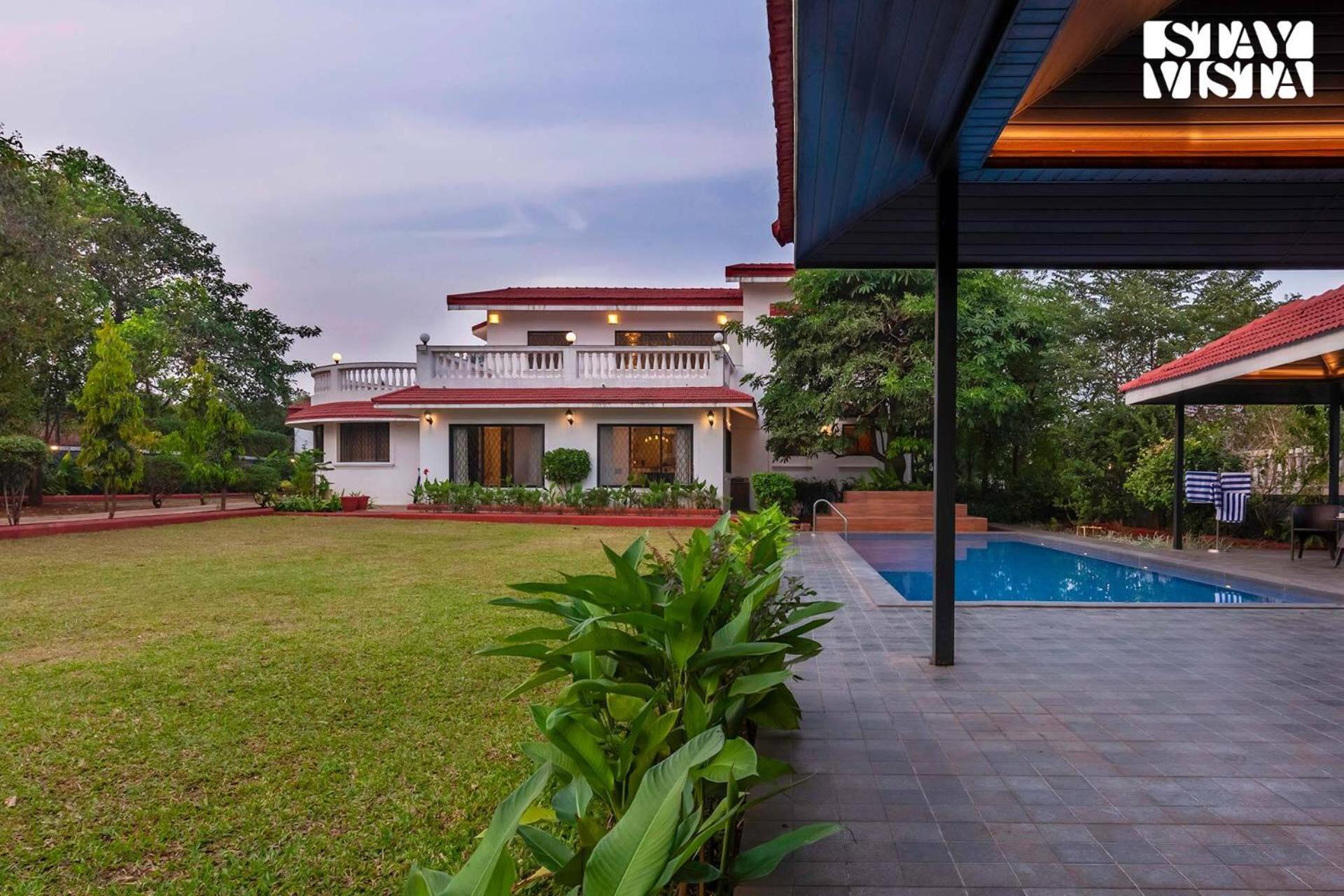 Villa Casa Enchante By Stayvista - Pool, Views, Ping Pong, And A Lush Lawn For A Perfect Retreat Lonavala