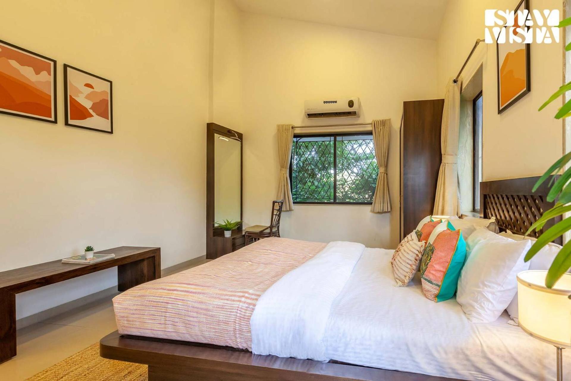 Villa Casa Enchante By Stayvista - Pool, Views, Ping Pong, And A Lush Lawn For A Perfect Retreat Lonavala