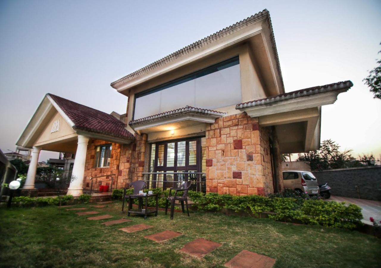Mk Royal Villa *