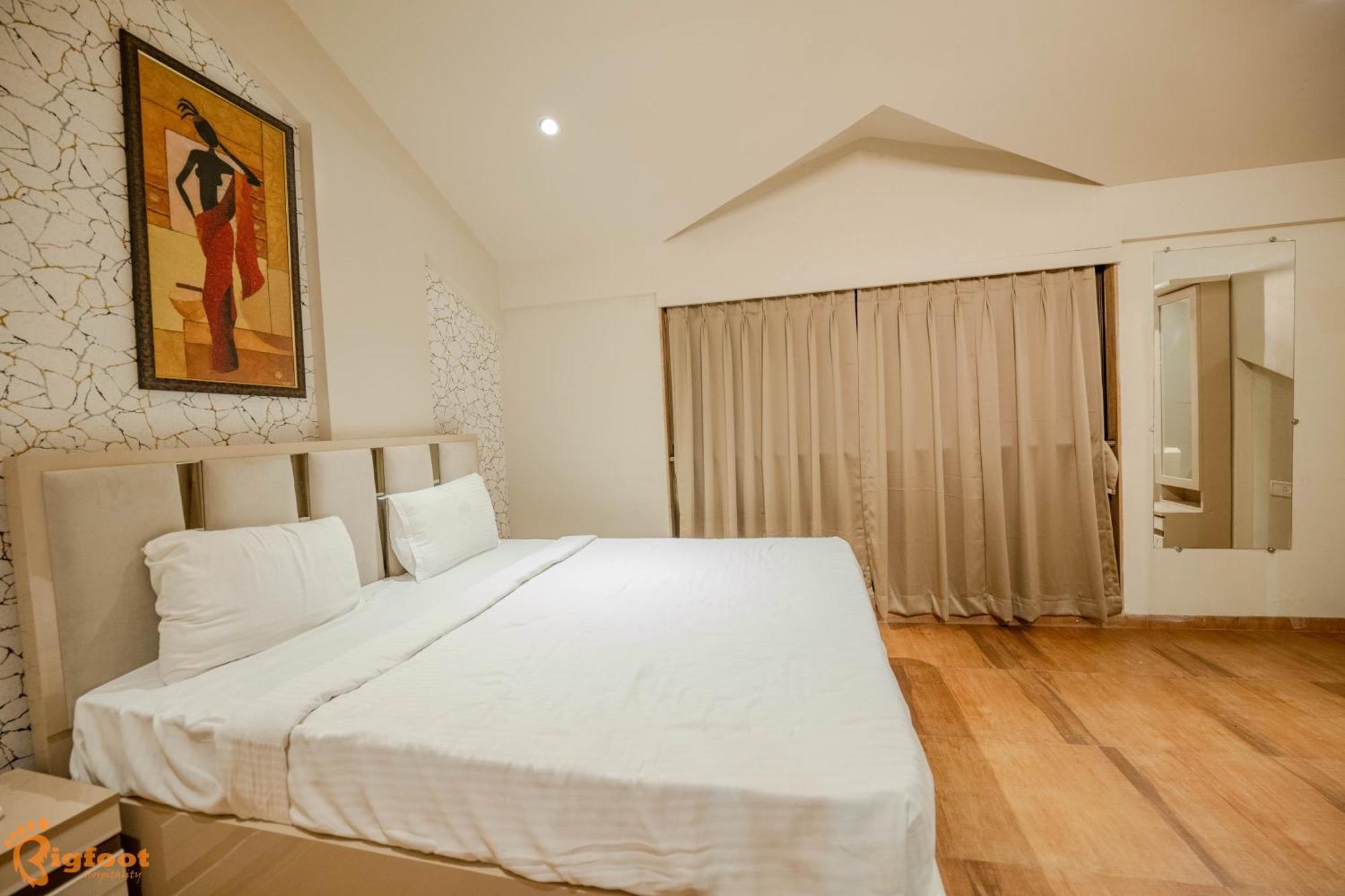 97 Royal Vista Khandala