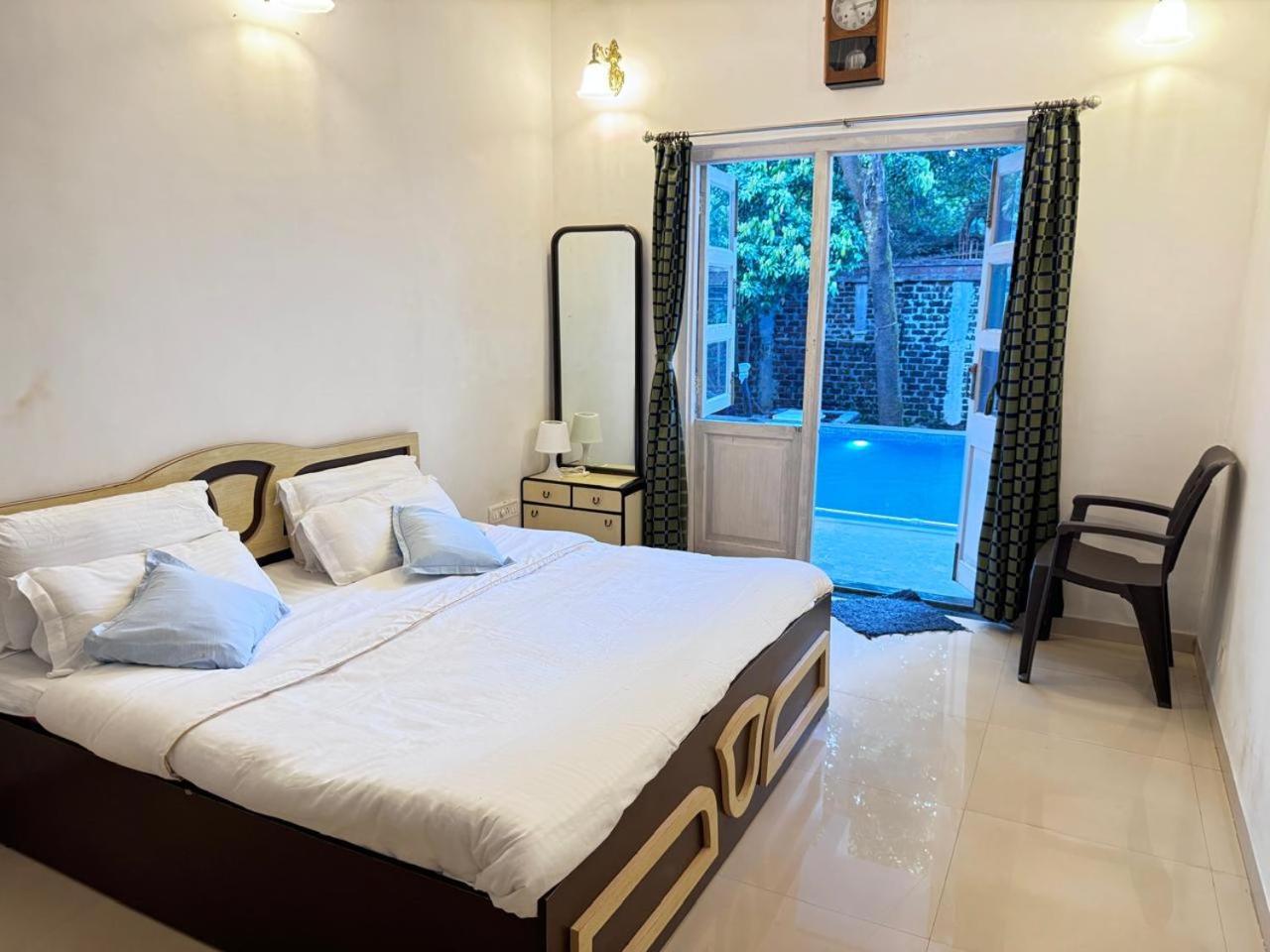 Villa Silver Oaks *