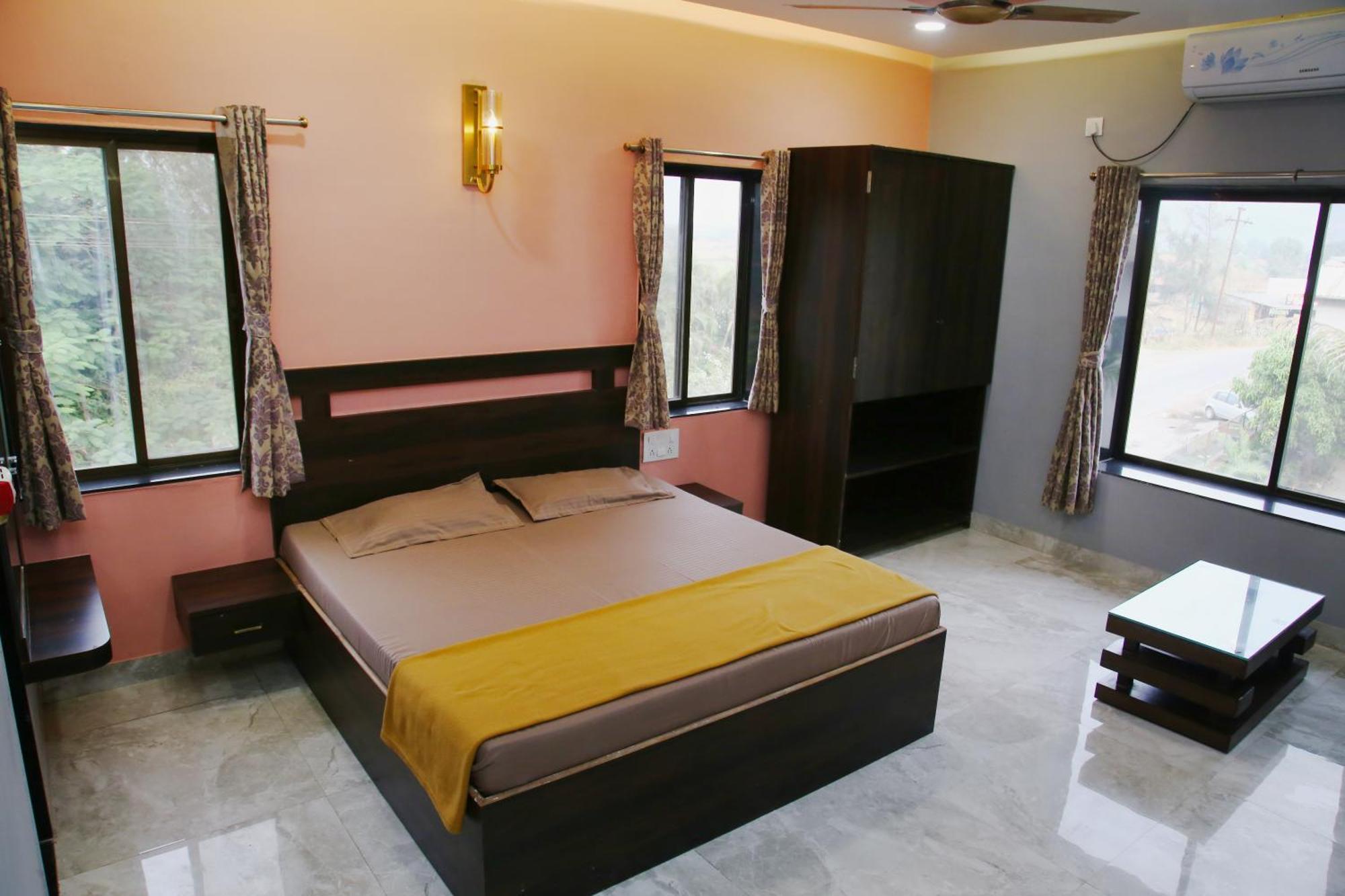 Royal Escape Villa Lonavala