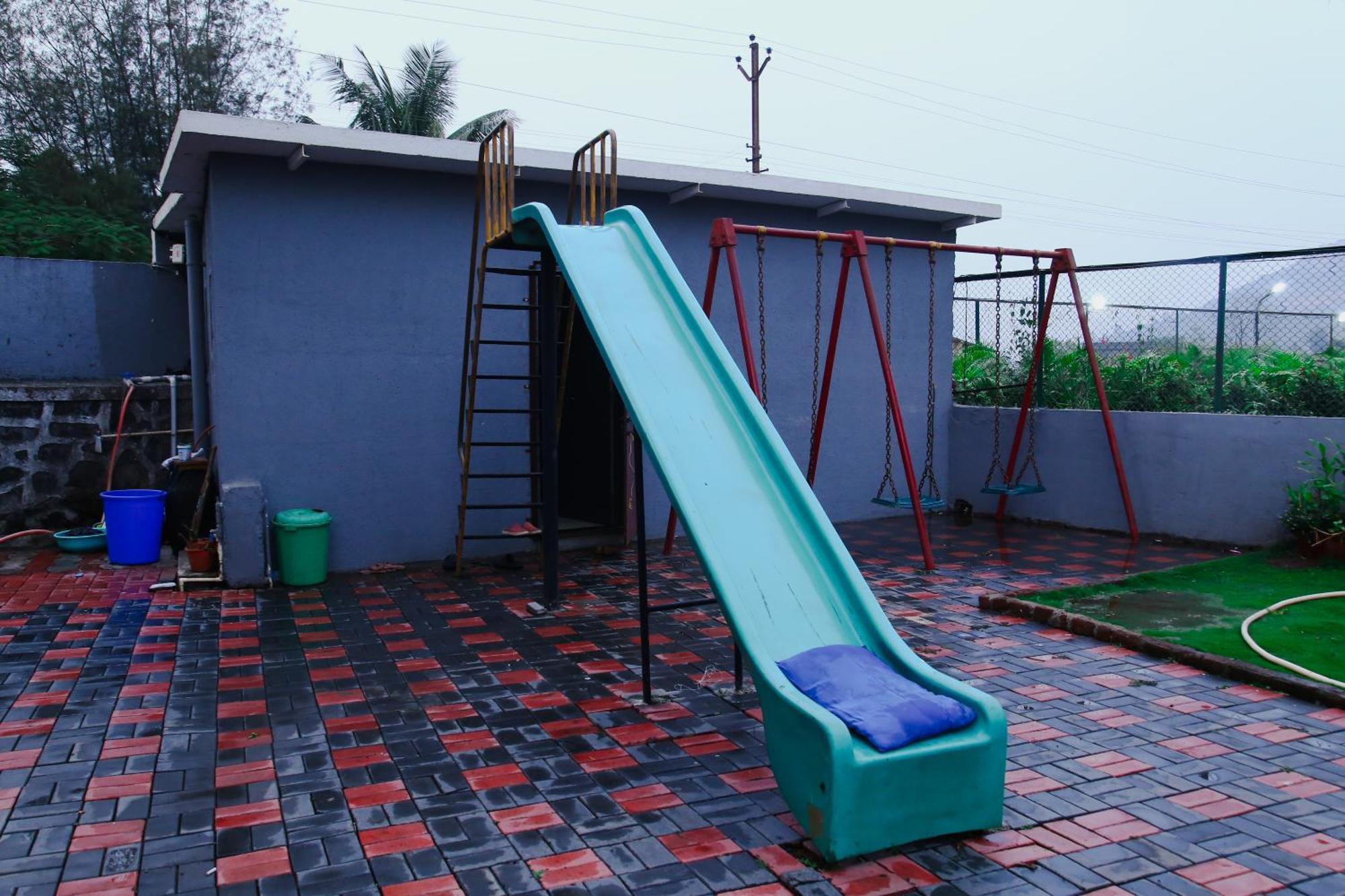 Royal Escape Lonavala