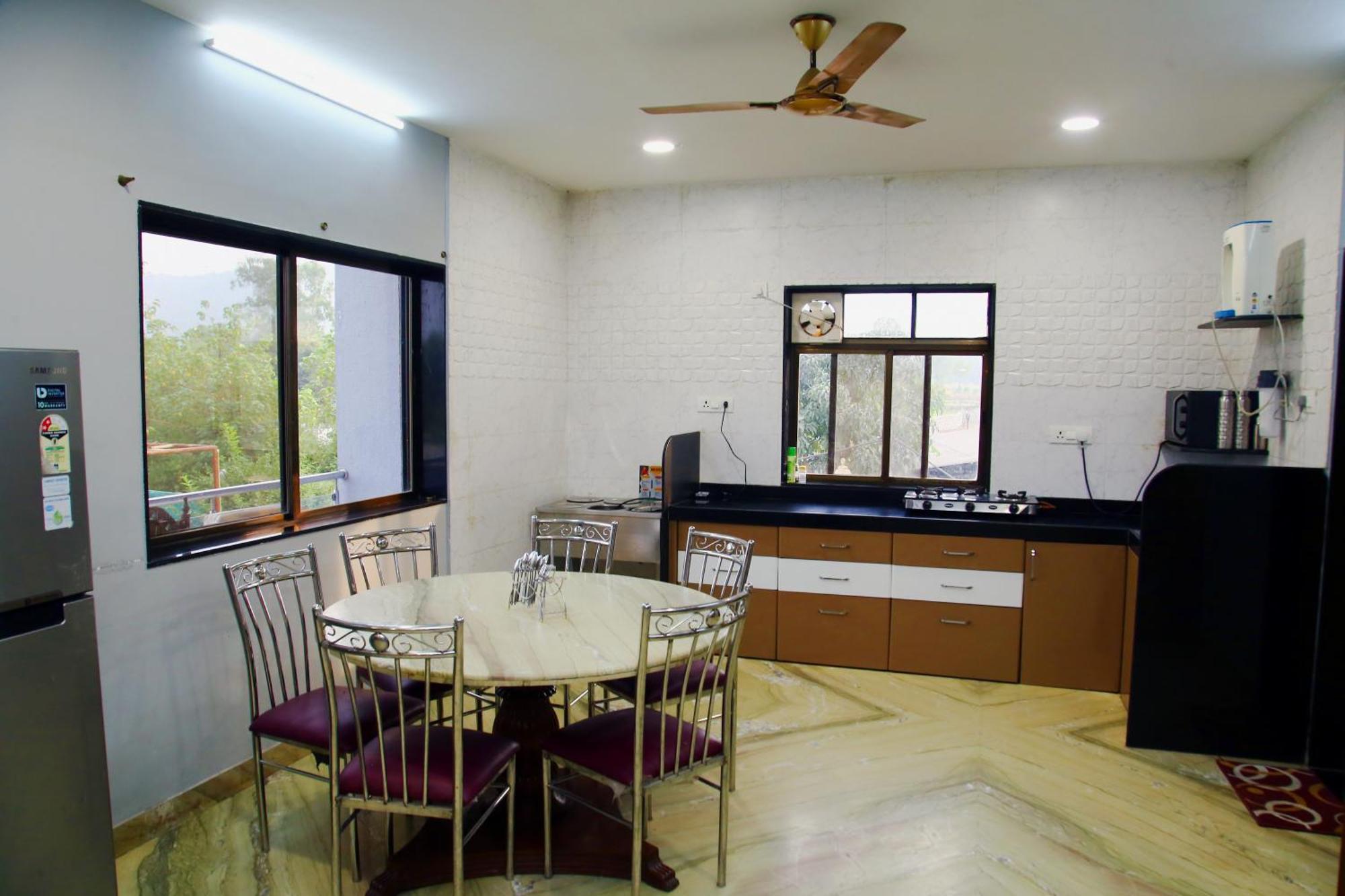 Villa Royal Escape