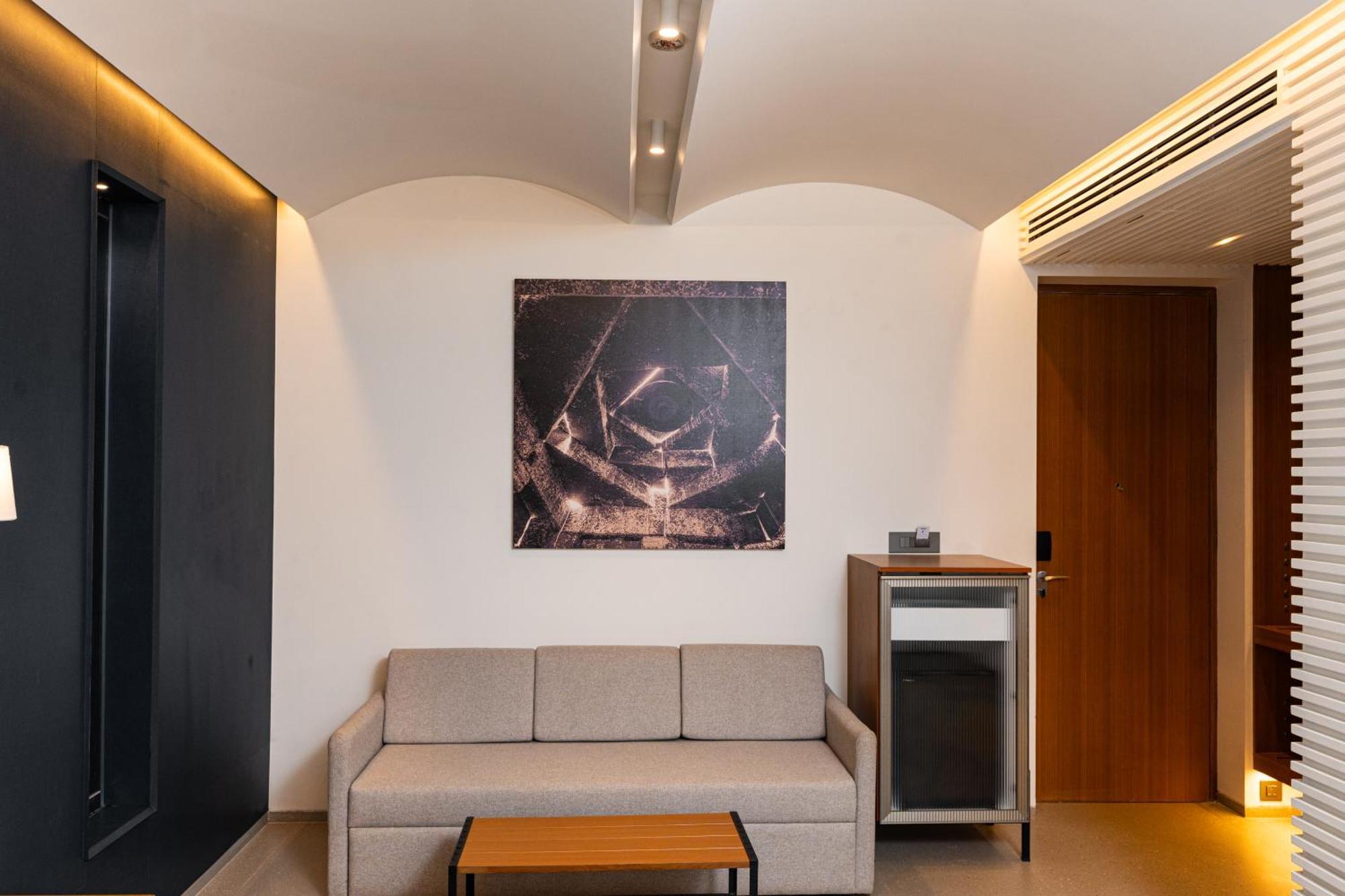 Radisson And 5*