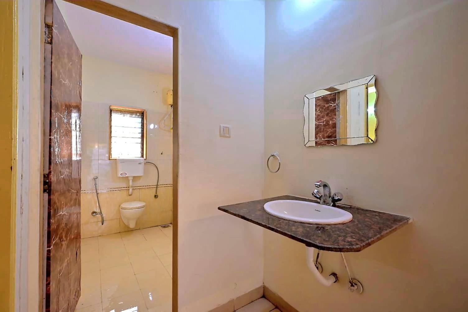 Ll 1bhk Mercury Ll