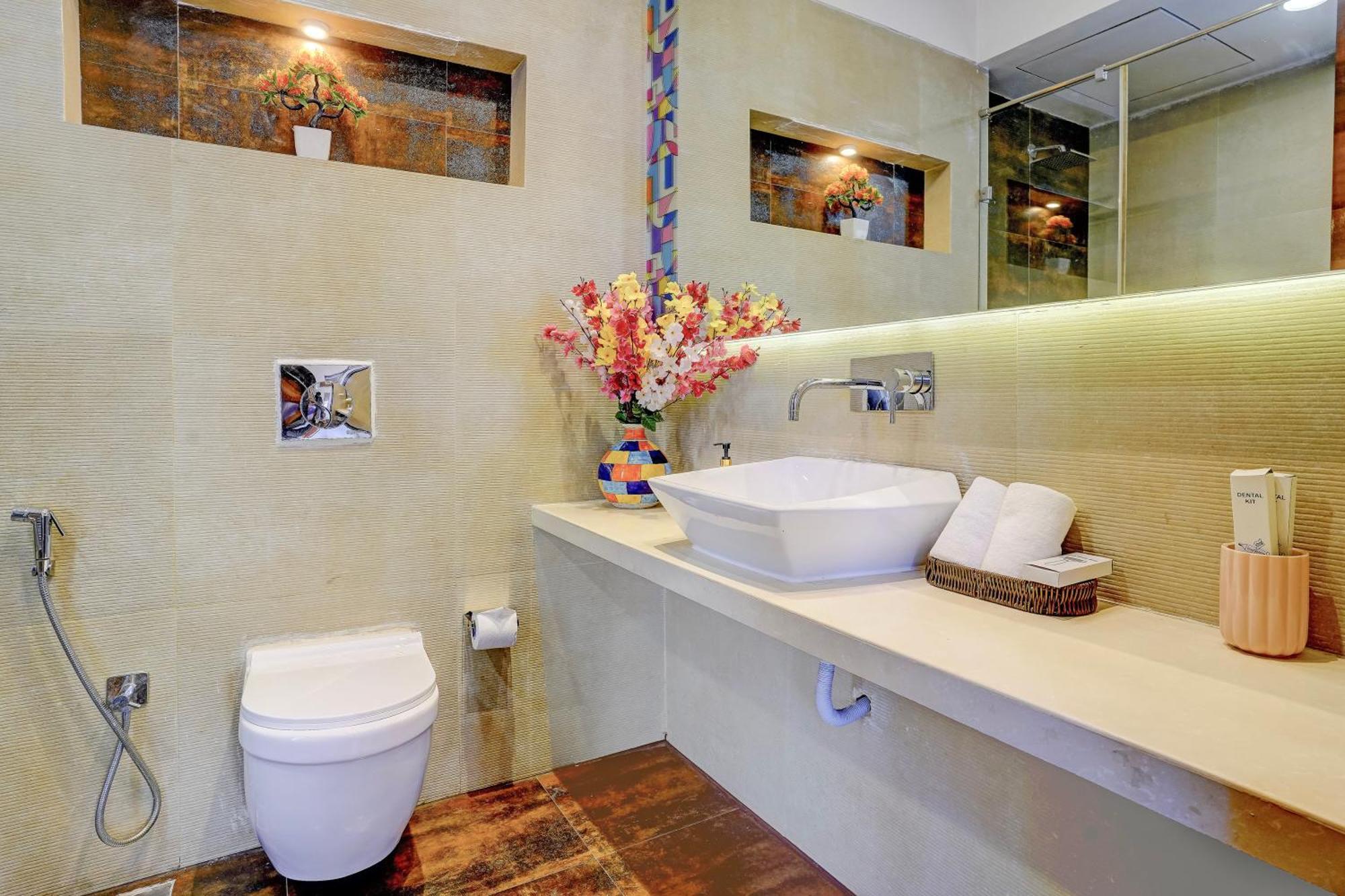 Alaya 4 Bhk With Poolside Gazebo & Garden - Nest Villa *
