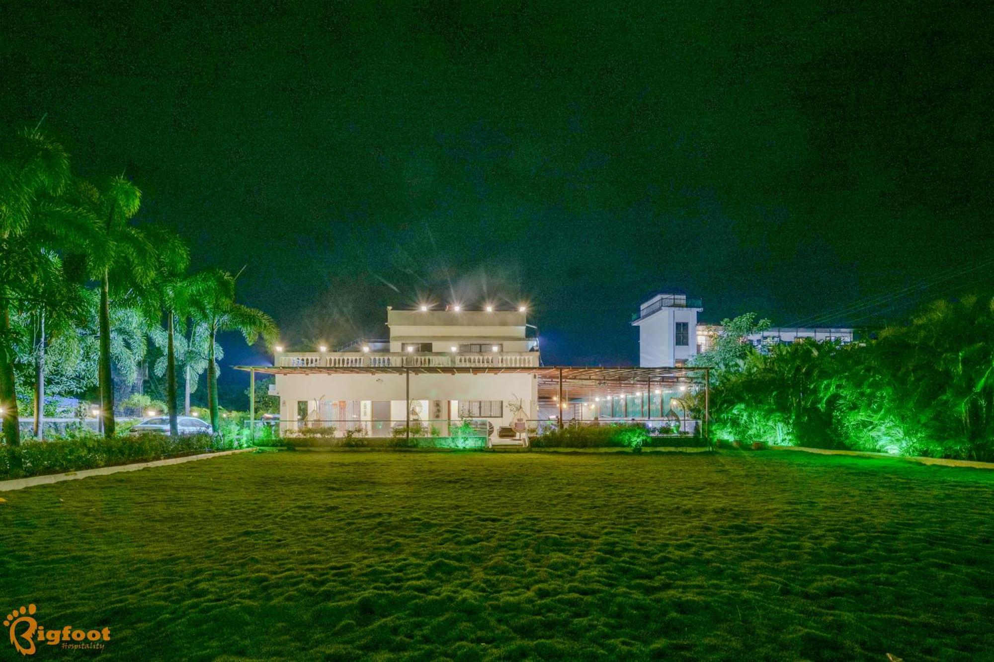 97 Royal Vista