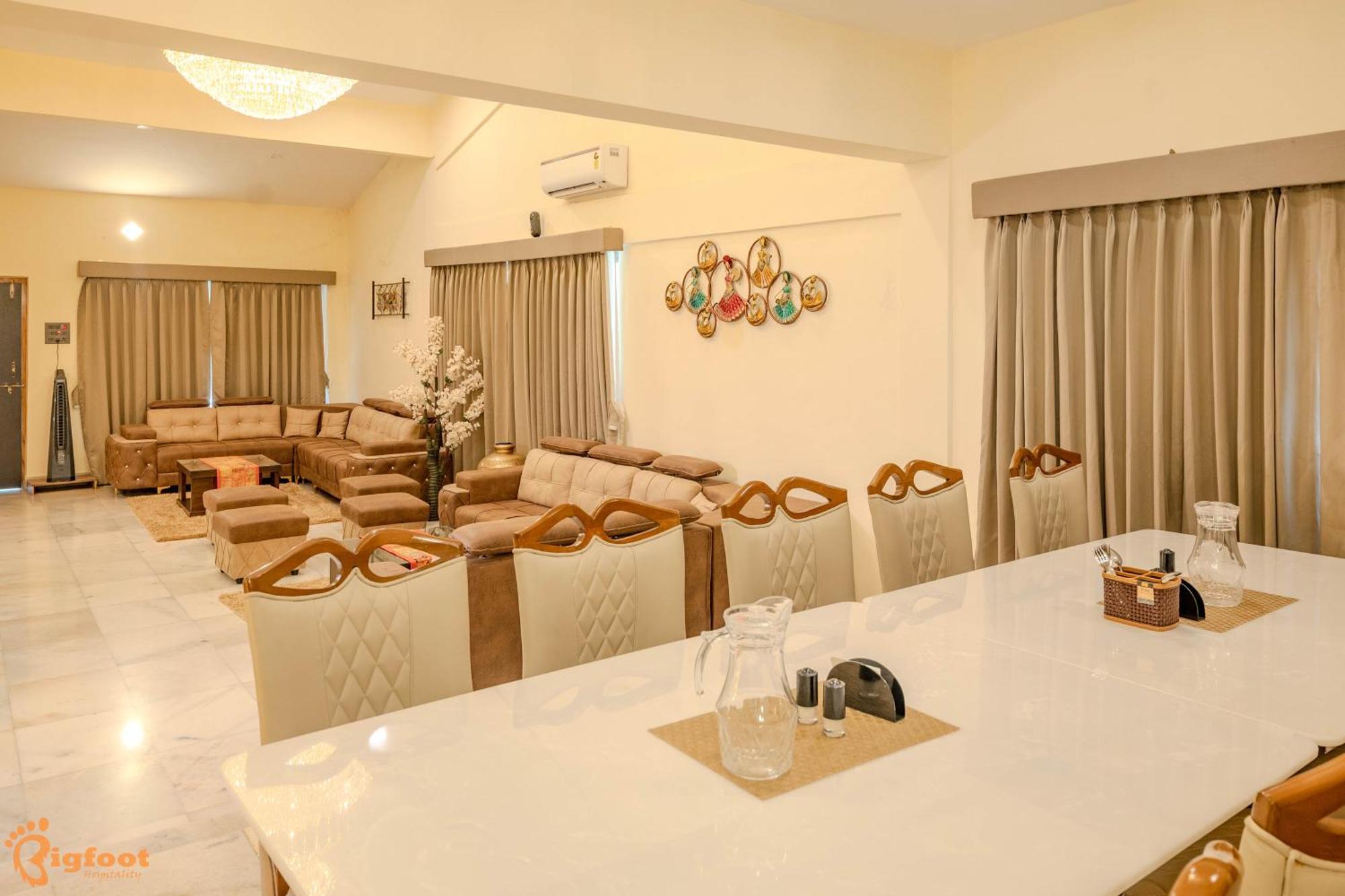 97 Royal Vista * Lonavala