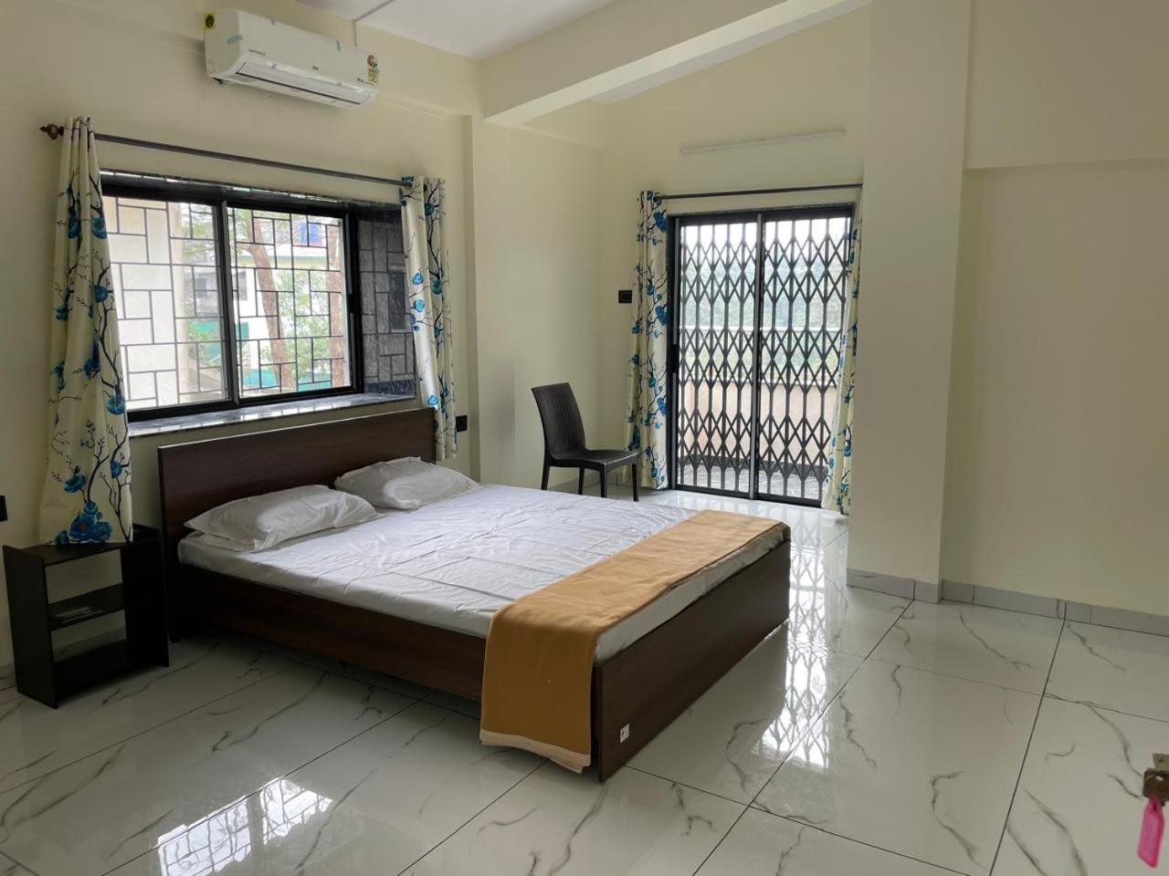 Villa Lavish - 3 Bhk Pool With Lawn *