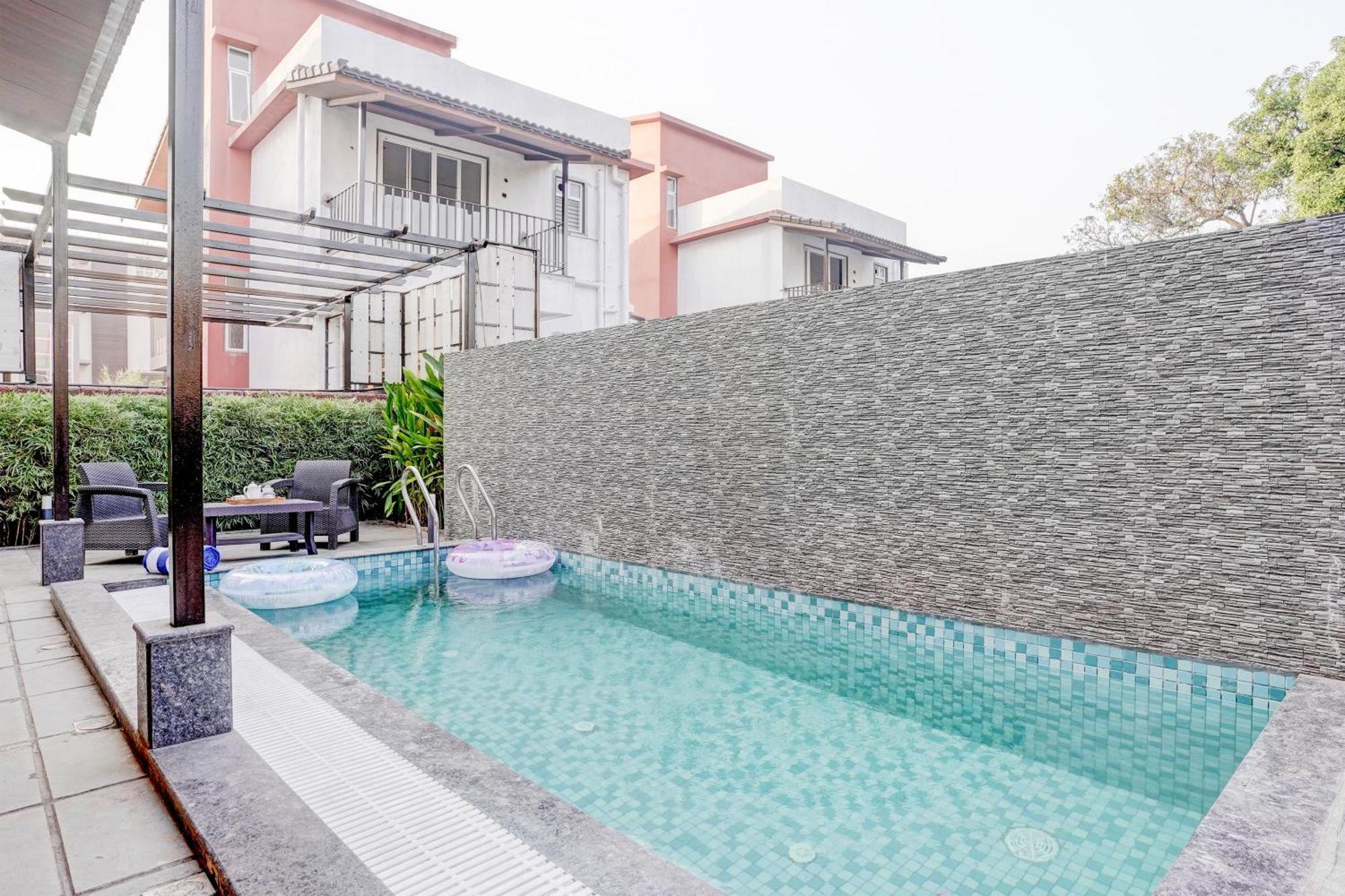 Villa Elivaas 3 Bhk Aamy With Pvt Pool & Garden *