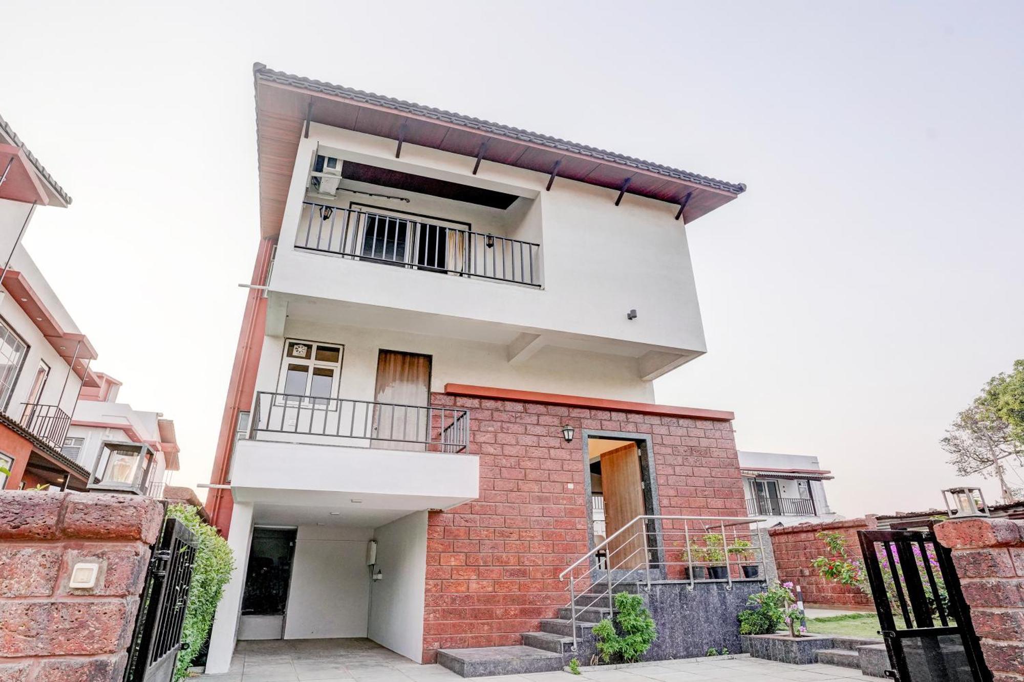 Elivaas 3 Bhk Aamy With Pvt Pool & Garden * Lonavala