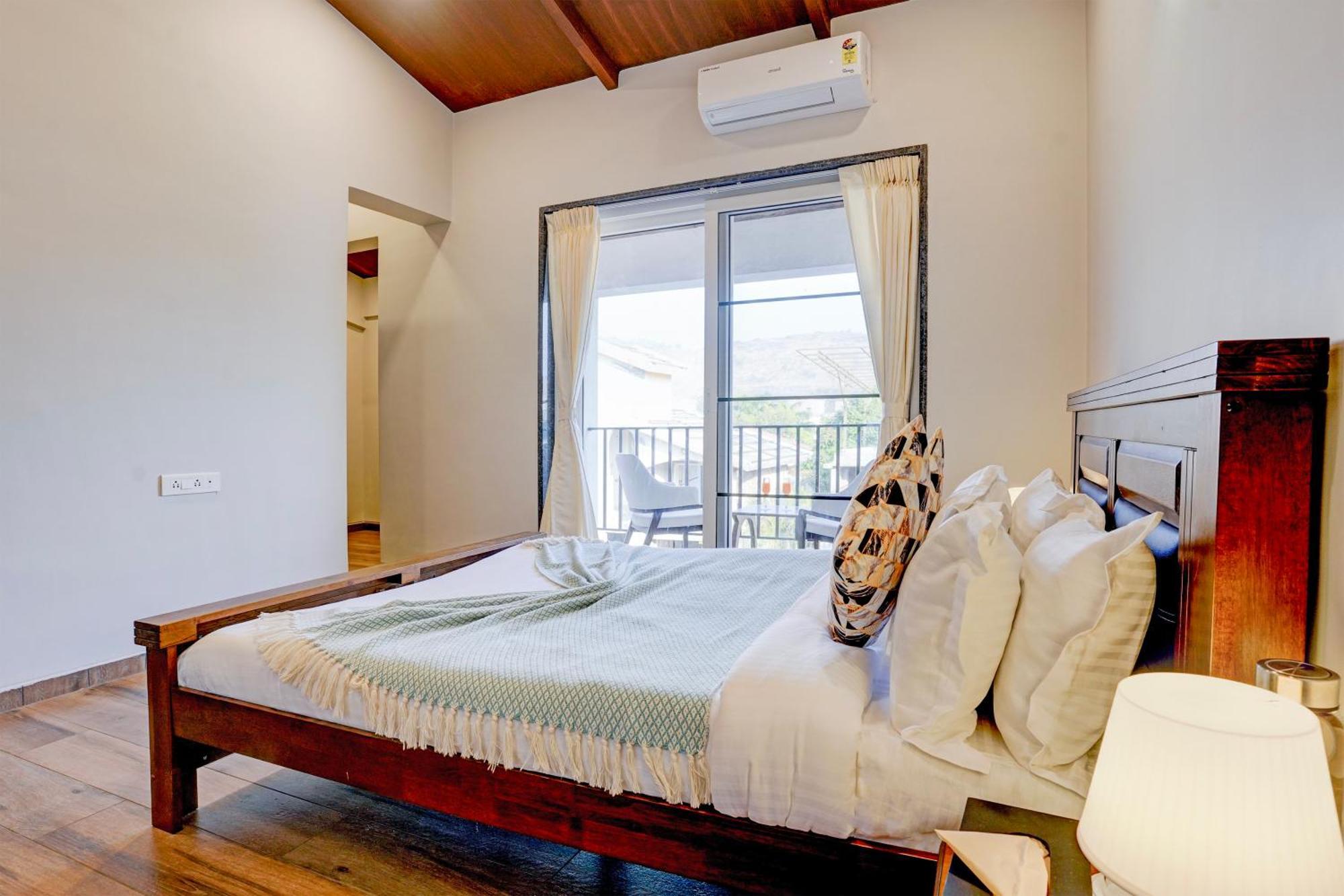 Villa Elivaas 3 Bhk Aamy With Pvt Pool & Garden Lonavala