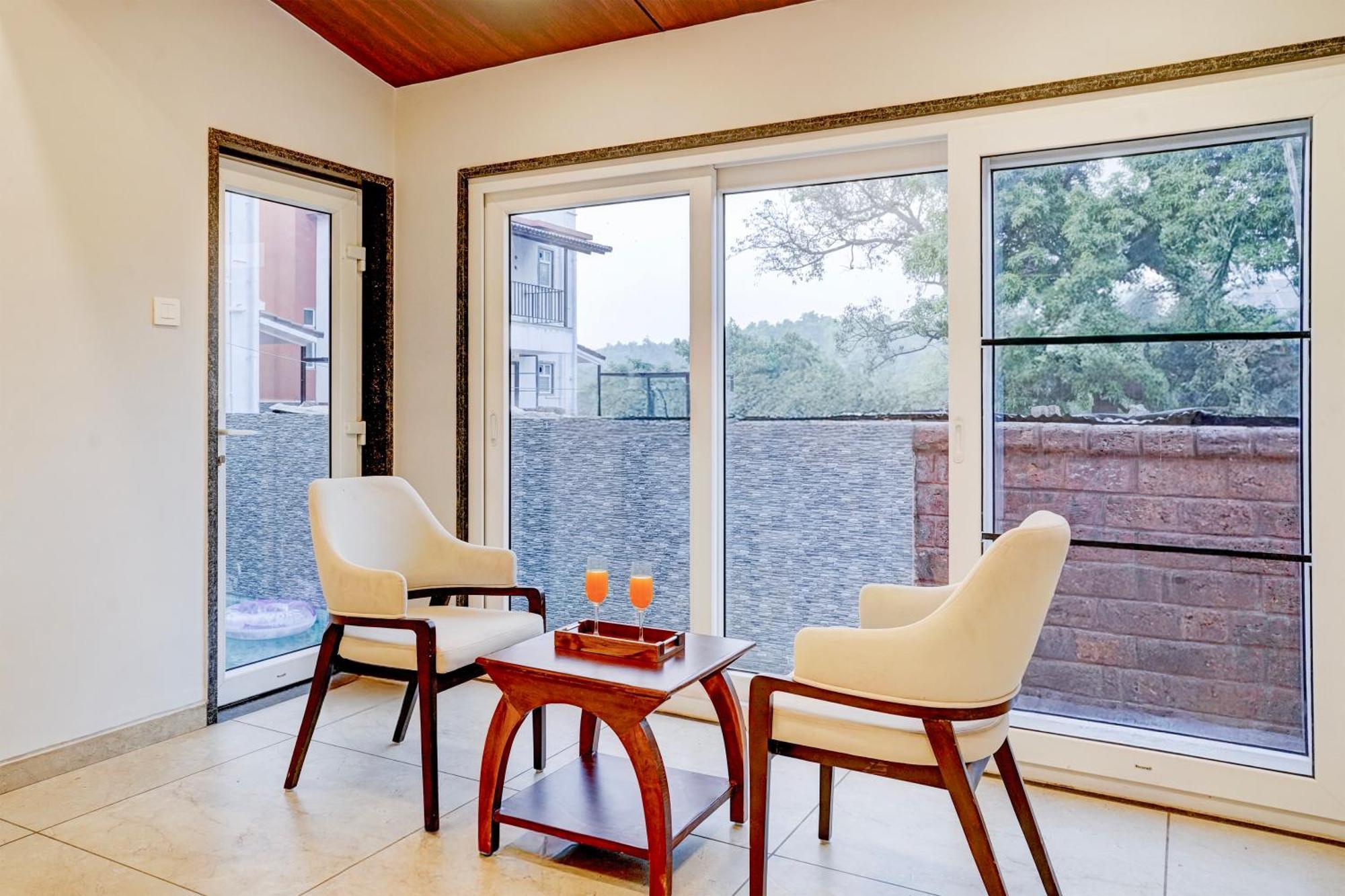Elivaas 3 Bhk Aamy With Pvt Pool & Garden Villa Lonavala