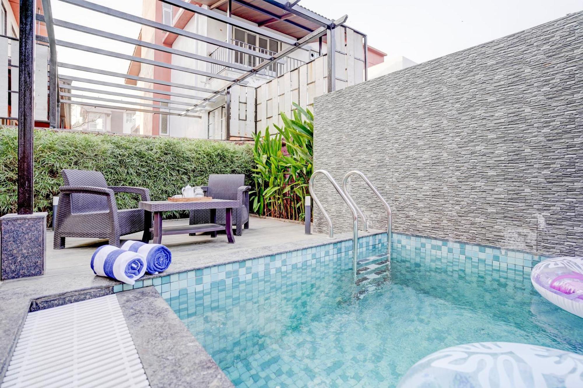 Elivaas 3 Bhk Aamy With Pvt Pool & Garden *