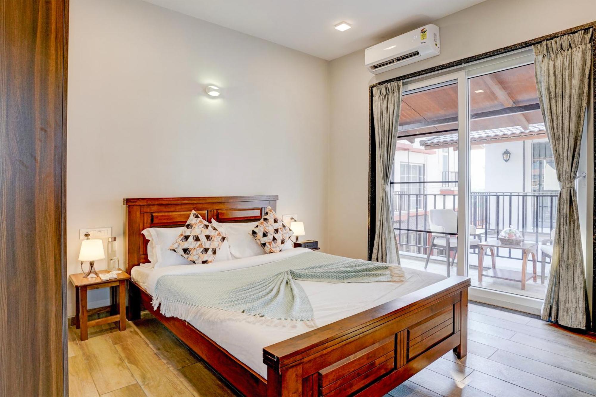 Elivaas 3 Bhk Aamy With Pvt Pool & Garden Lonavala