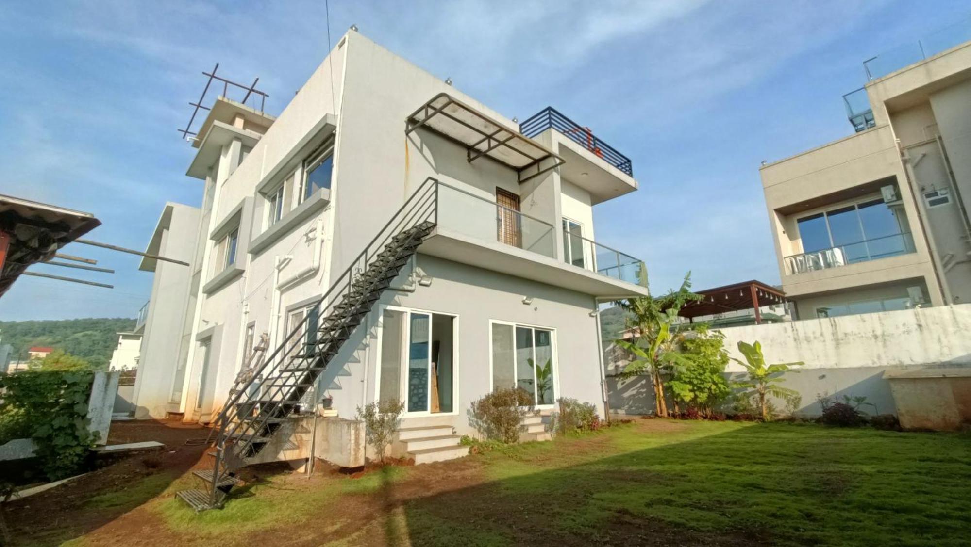 Villa 24 Queens *