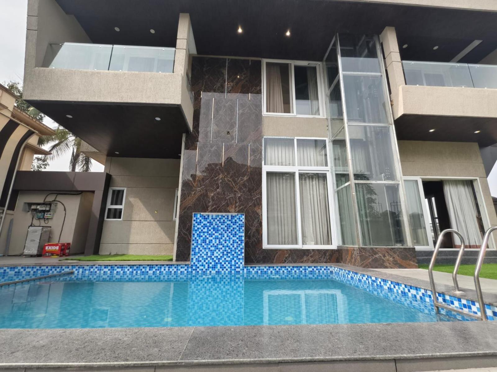 Villa Lunar By Raaga Homes