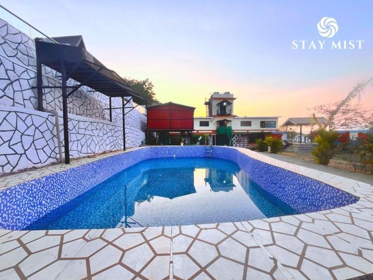 Staymist - Casa Atlas Villa Lonavala