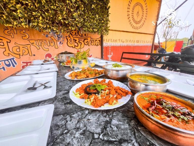 Staymist - Casa Atlas Lonavala