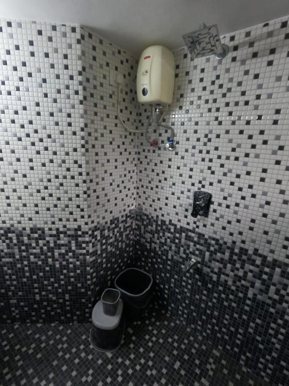 Enclave 6bhk Villa *