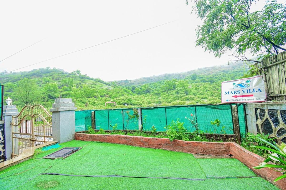 Villa 4bhk Private Pool - Mars