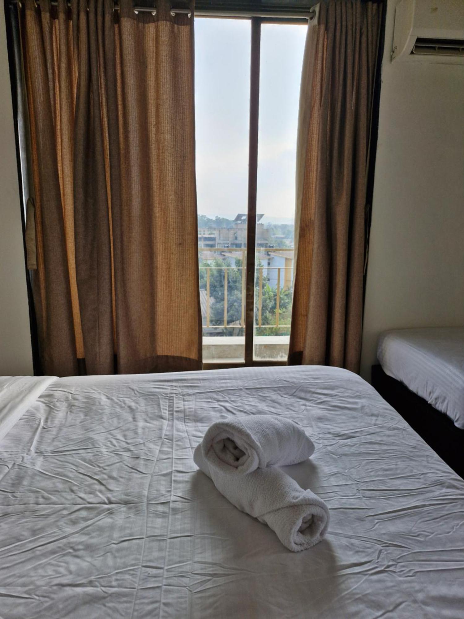 Ilif 2801 Dream Holidays Lonavala