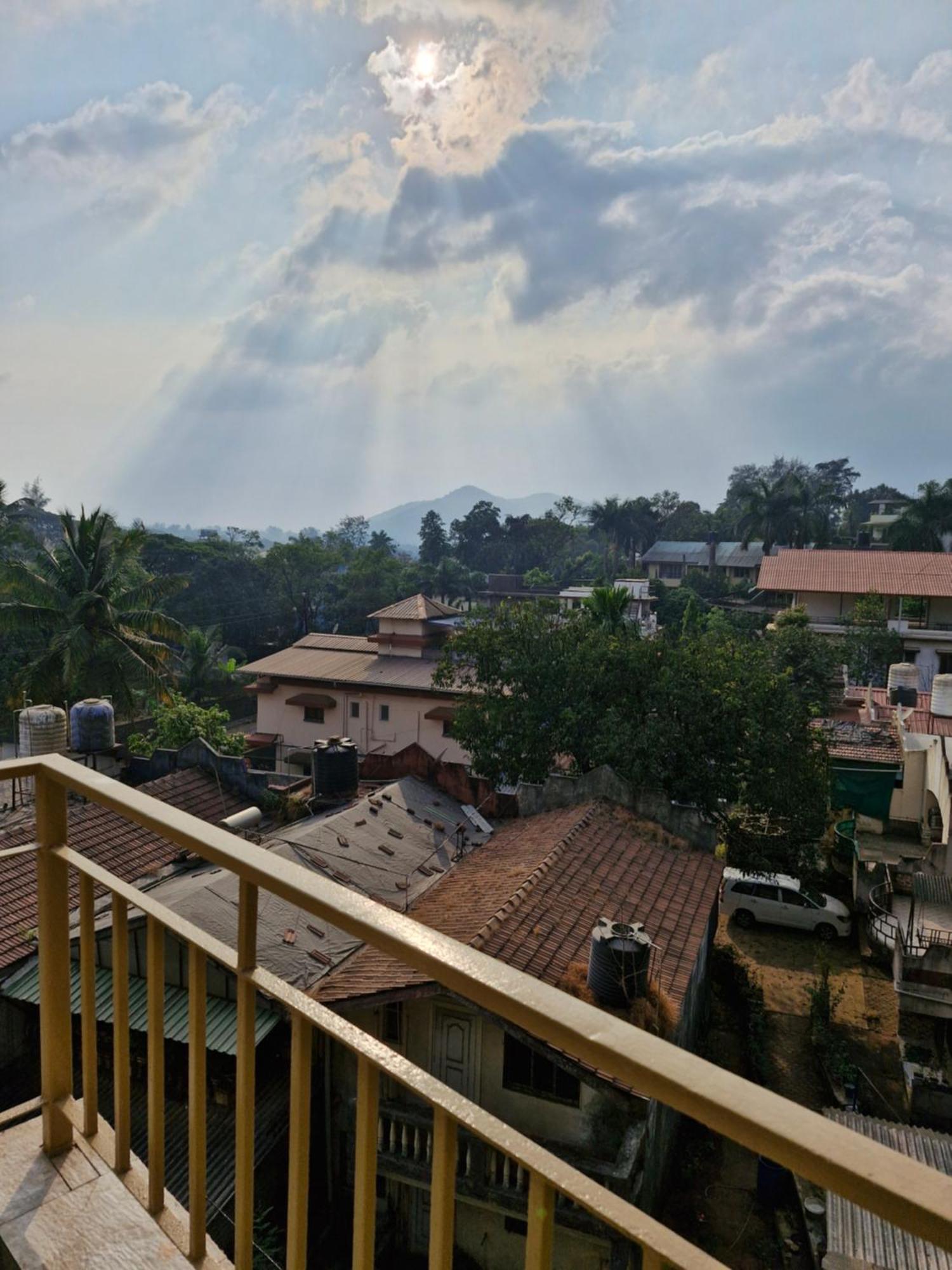 Ilif 2801 Dream Holidays 3* Lonavala