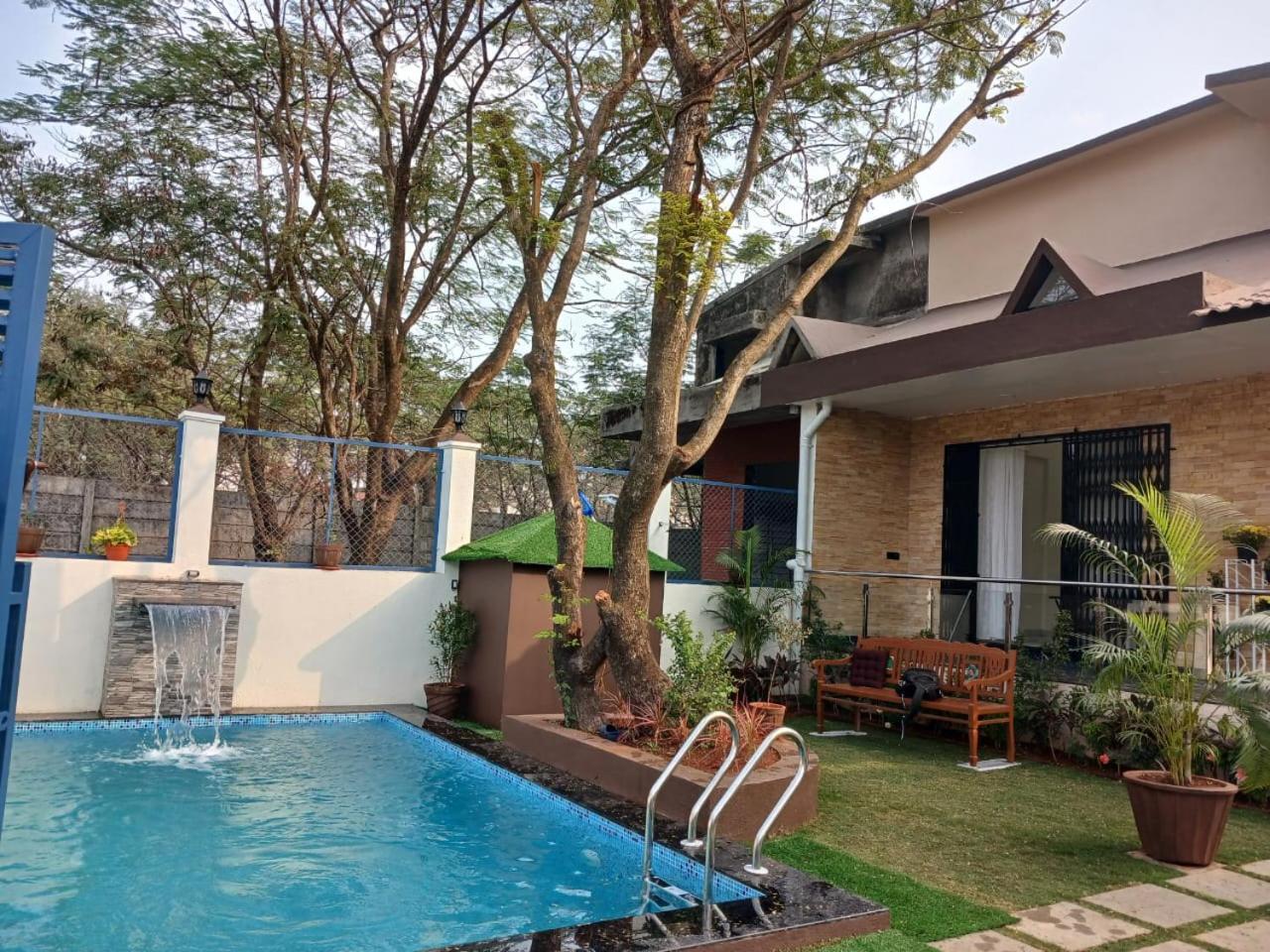 Lavish - 3 Bhk Pool With Lawn Villa