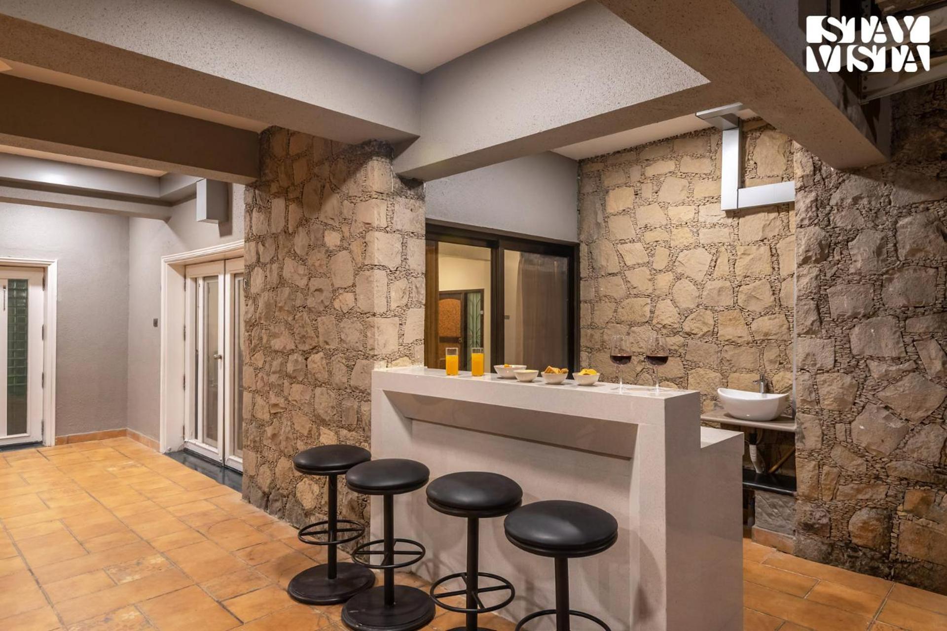 Stayvista At Seraphim Peak With Pool & Views * Lonavala