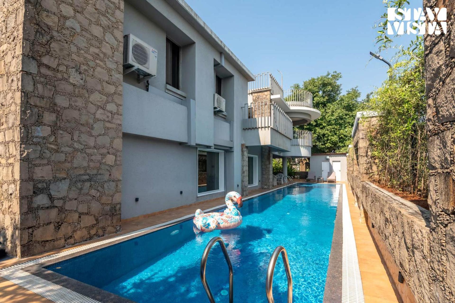 Villa Stayvista At Seraphim Peak With Pool & Views