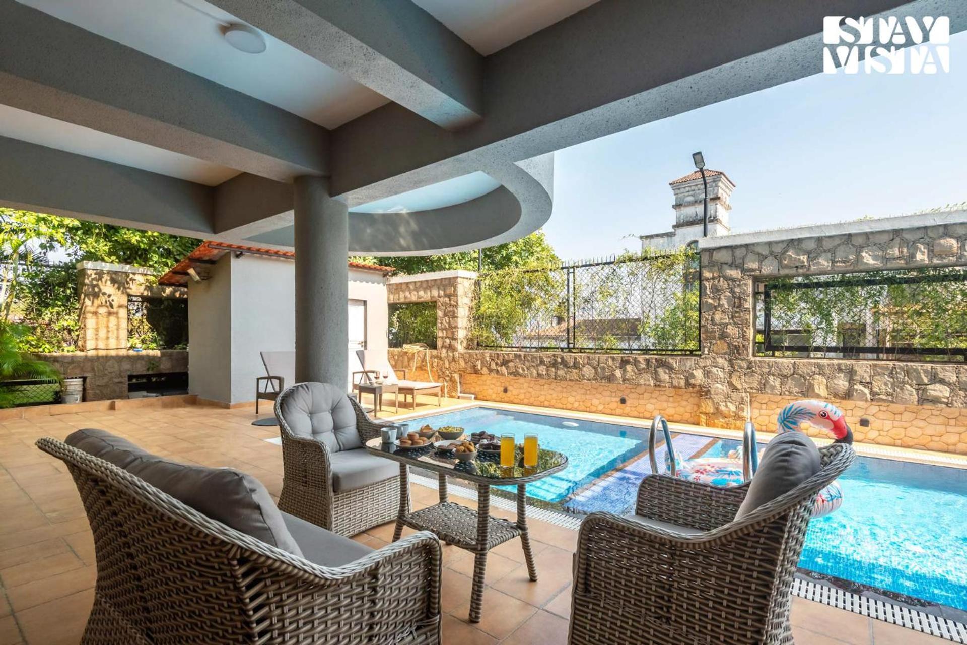 Stayvista At Seraphim Peak With Pool & Views Villa