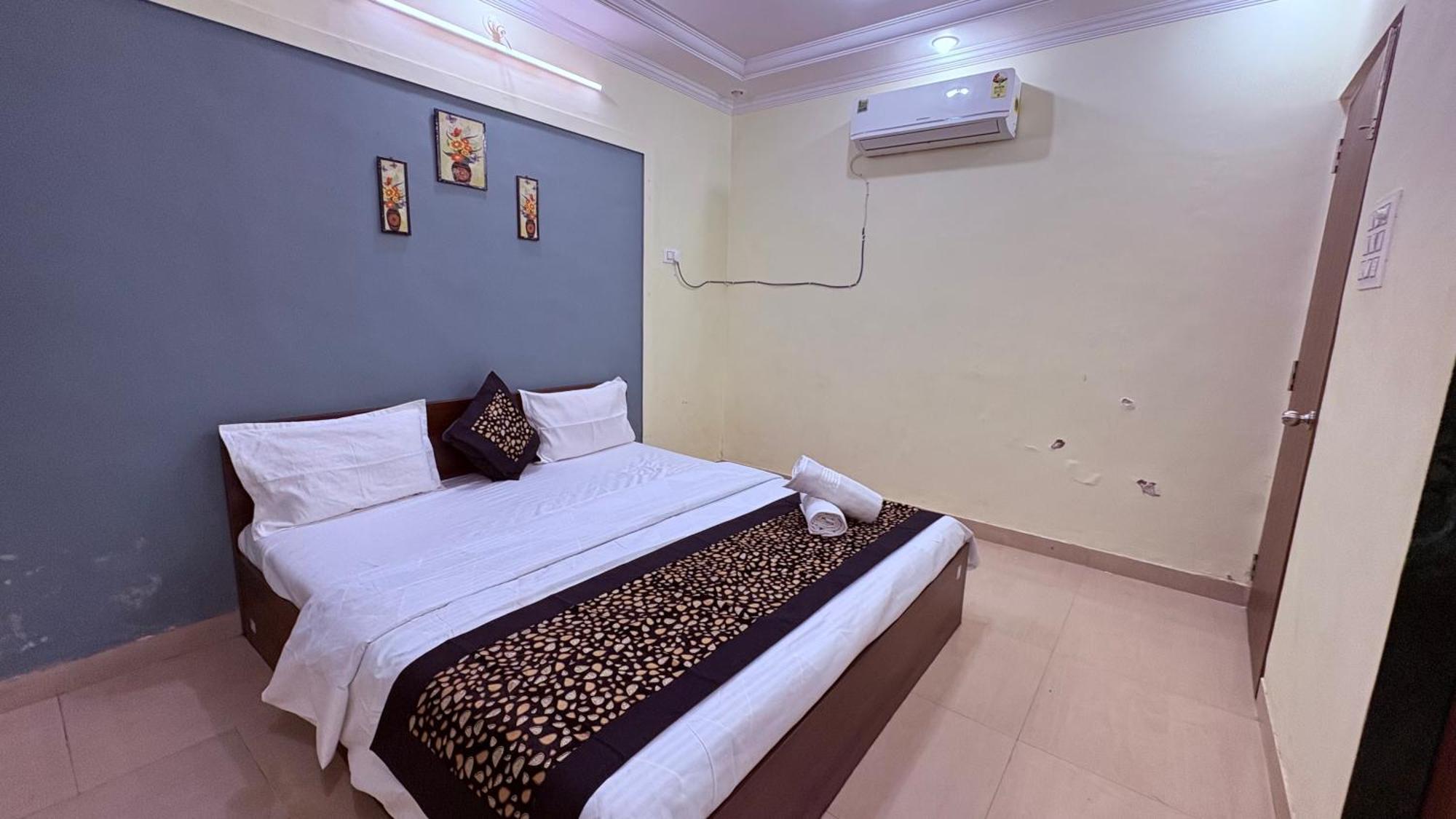 Bed & Breakfast Akush Villa-cozy Vacation Space *