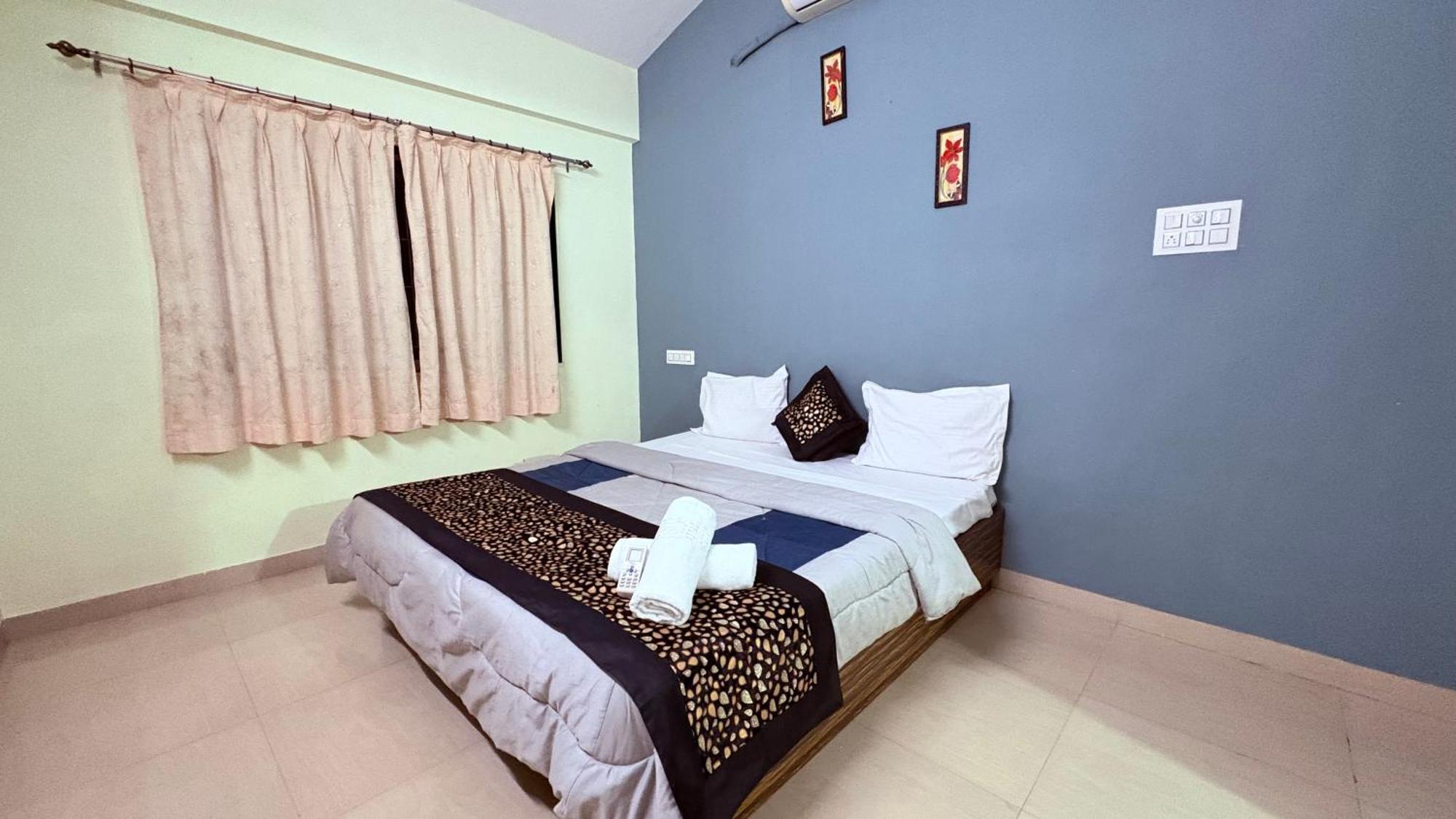 Bed & Breakfast Akush Villa-cozy Vacation Space *