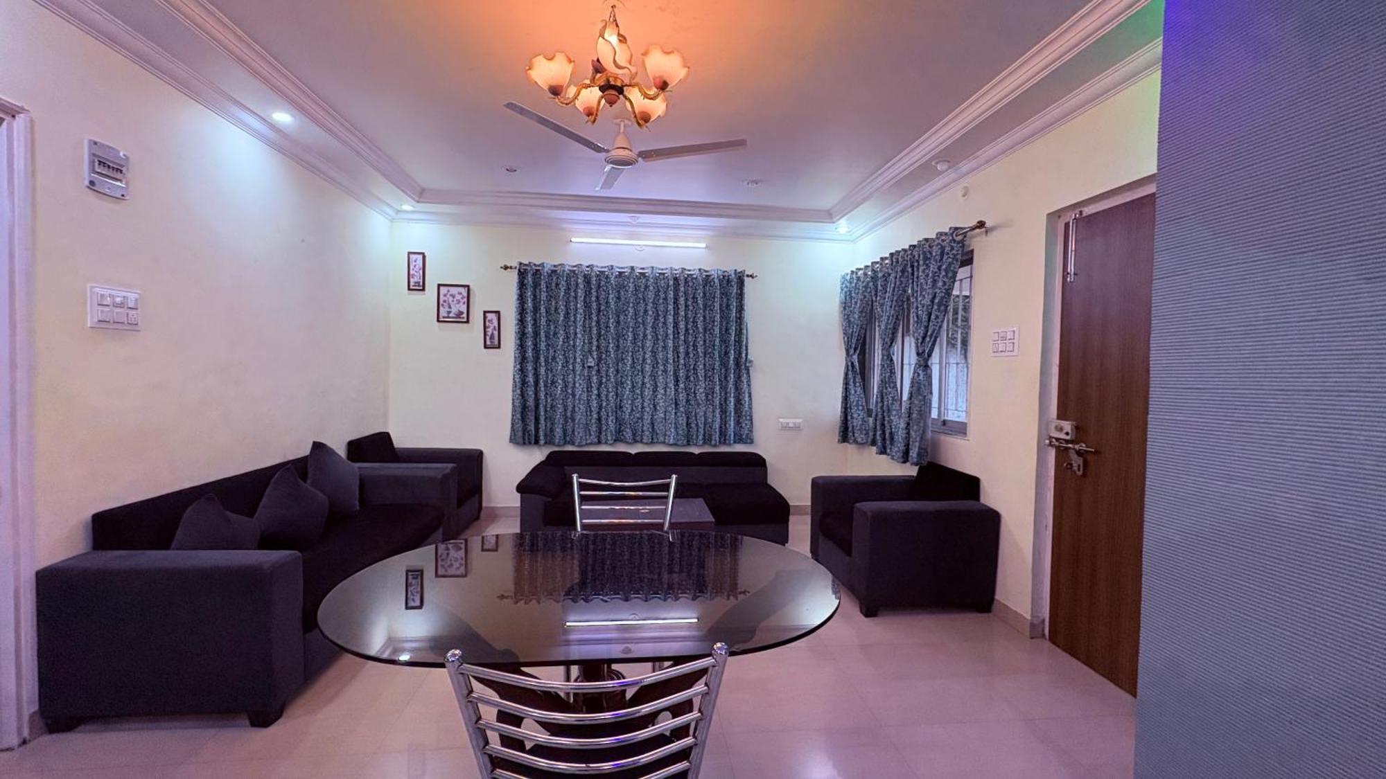 Akush Villa-cozy Vacation Space Bed & Breakfast *