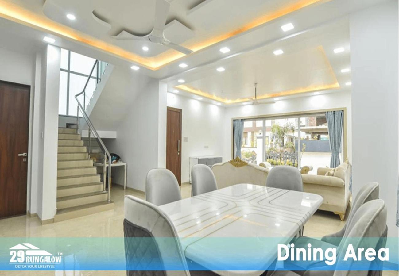 Aristo By 29bungaow Villa