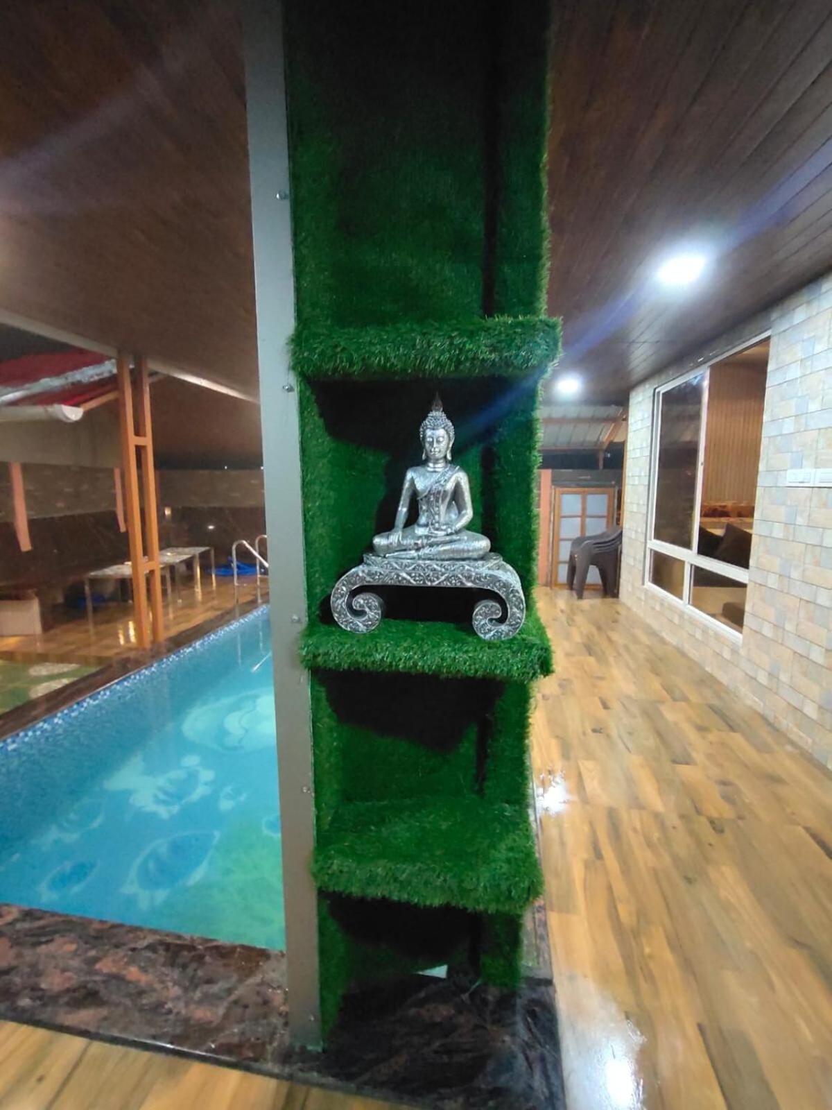 Villa Daksh Enclave Premium Pool By Voye Homes *