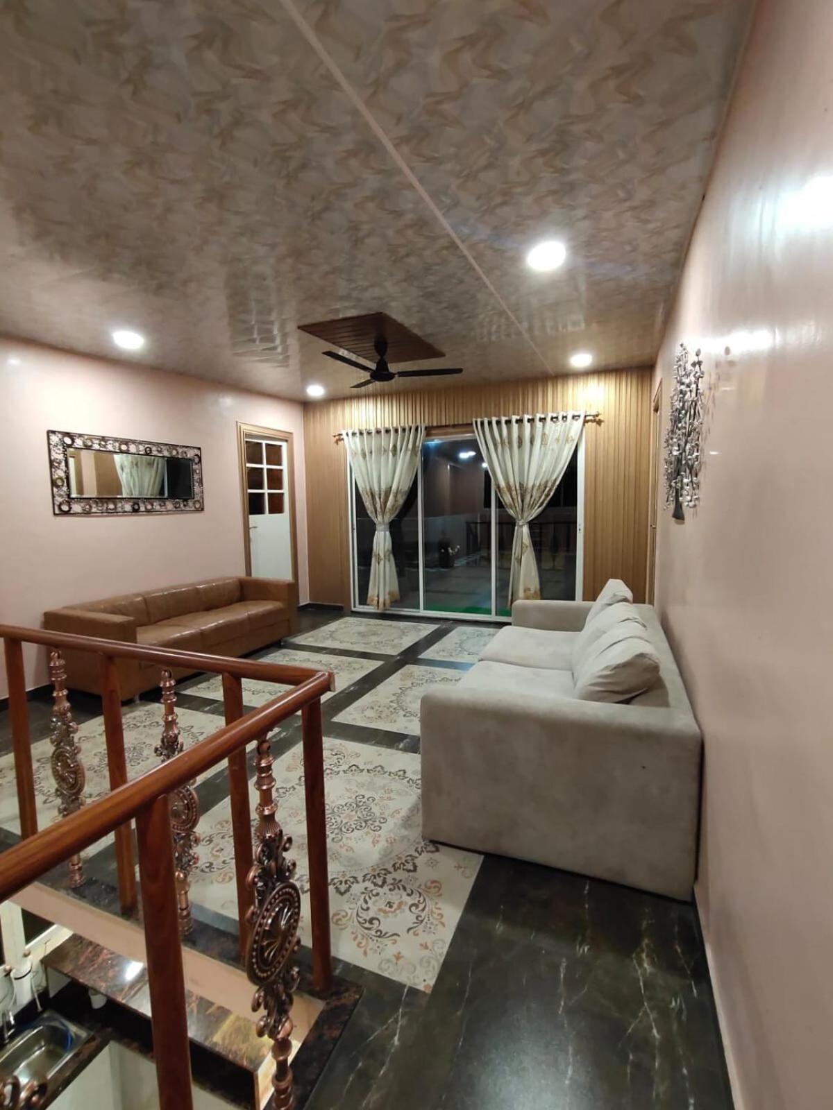 Daksh Enclave Premium Pool By Voye Homes Villa *